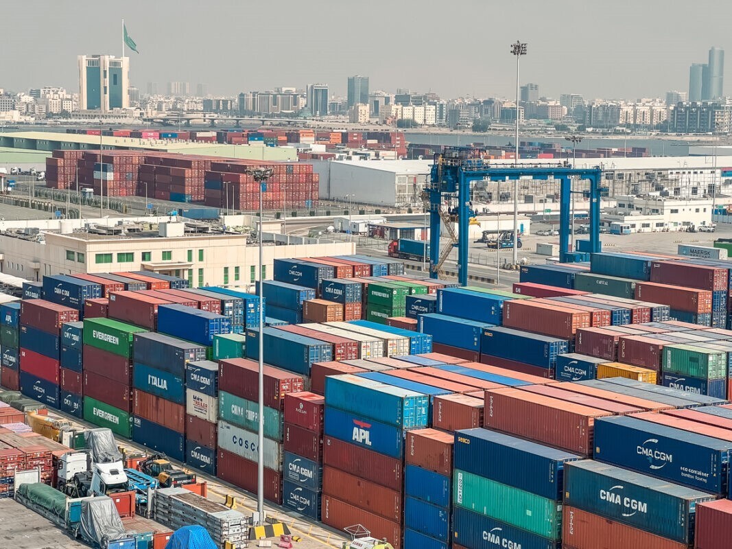 عربستان با غول‌های کشتی‌رانی جهان هم‌پیمان شد؛ جهش تازه صادرات از بنادر سعودی