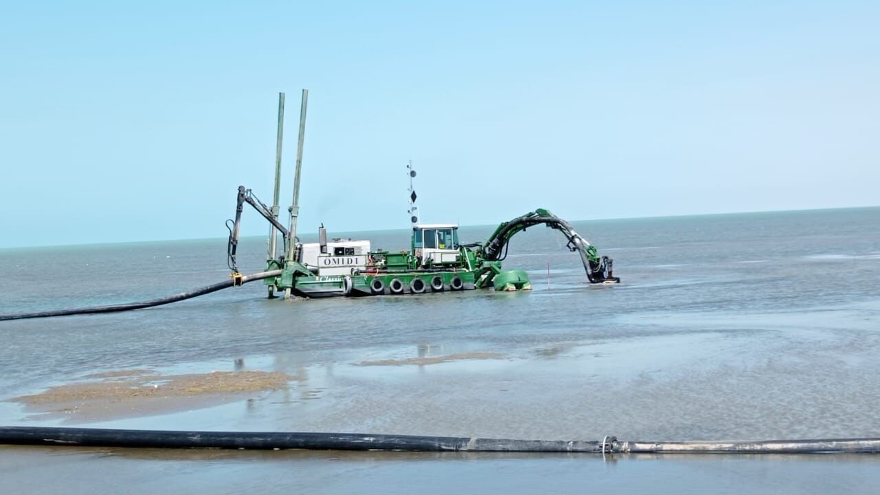 استقرار لایروب در خلیج گرگان ظرف ۱۰ روز آینده